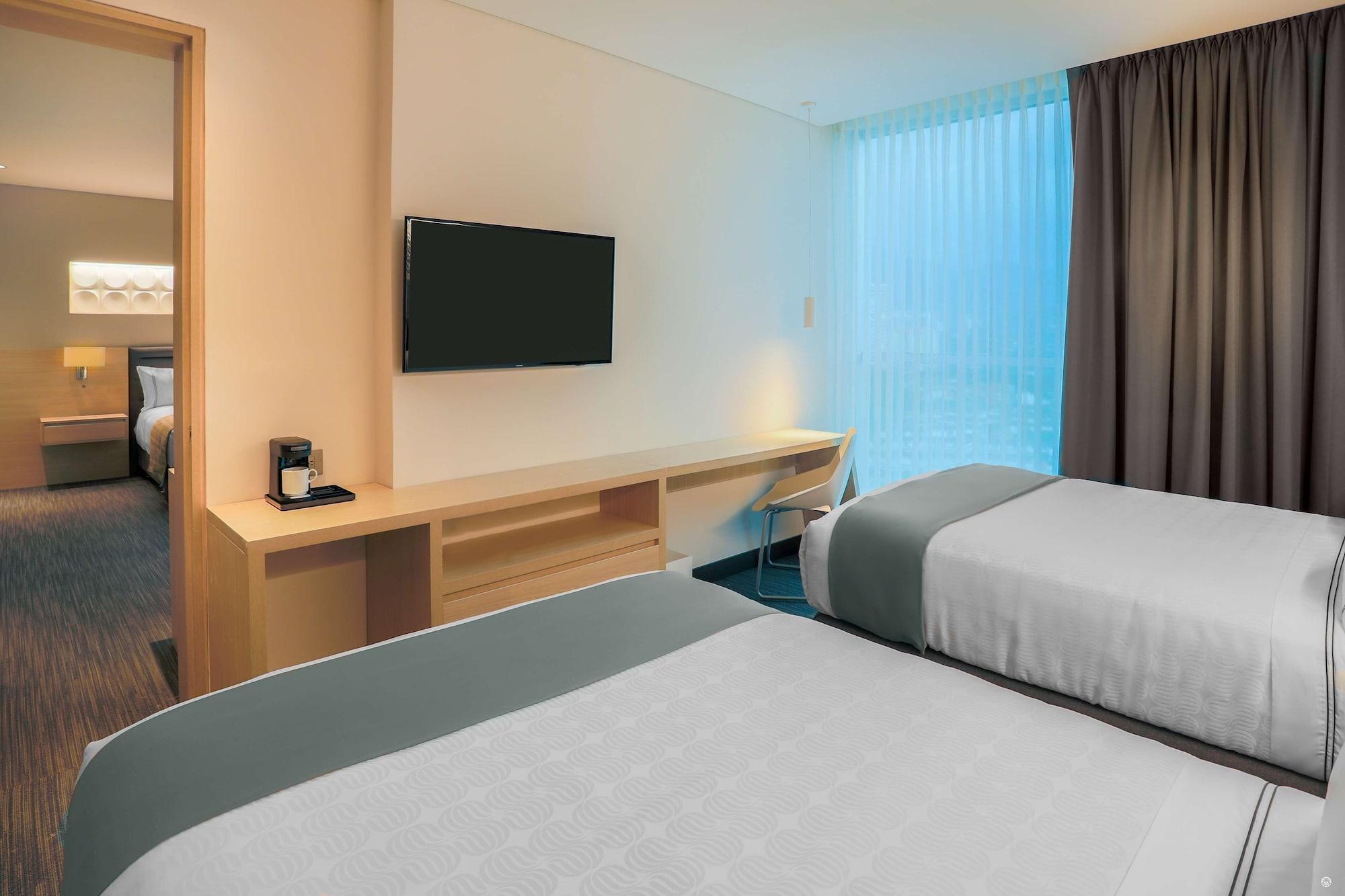 Sonesta Hotel Bucaramanga Floridablanca Exterior photo A typical room at the hotel