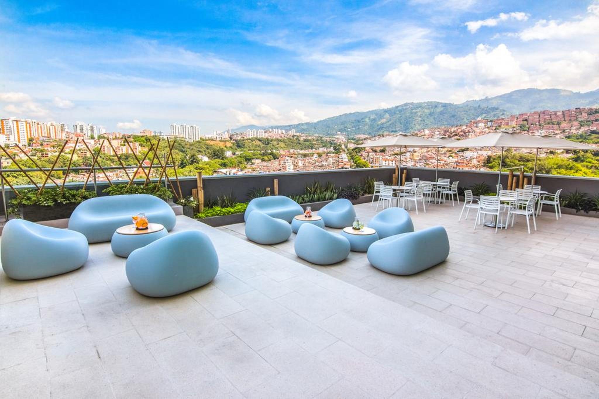Sonesta Hotel Bucaramanga Floridablanca Exterior photo Rooftop at Hotel N°5